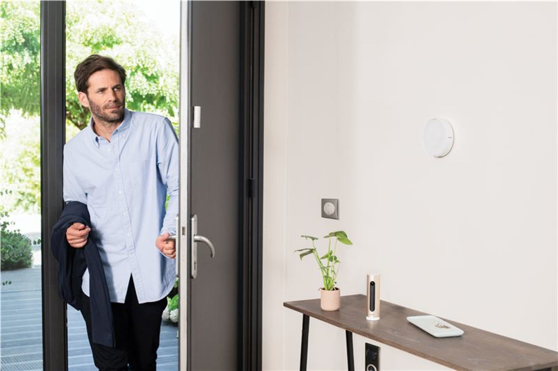 Netatmo Smart Alarm System - Indoor Camera + Sirena Senzori Za Vrata I Prozore Nadzorna Kamera