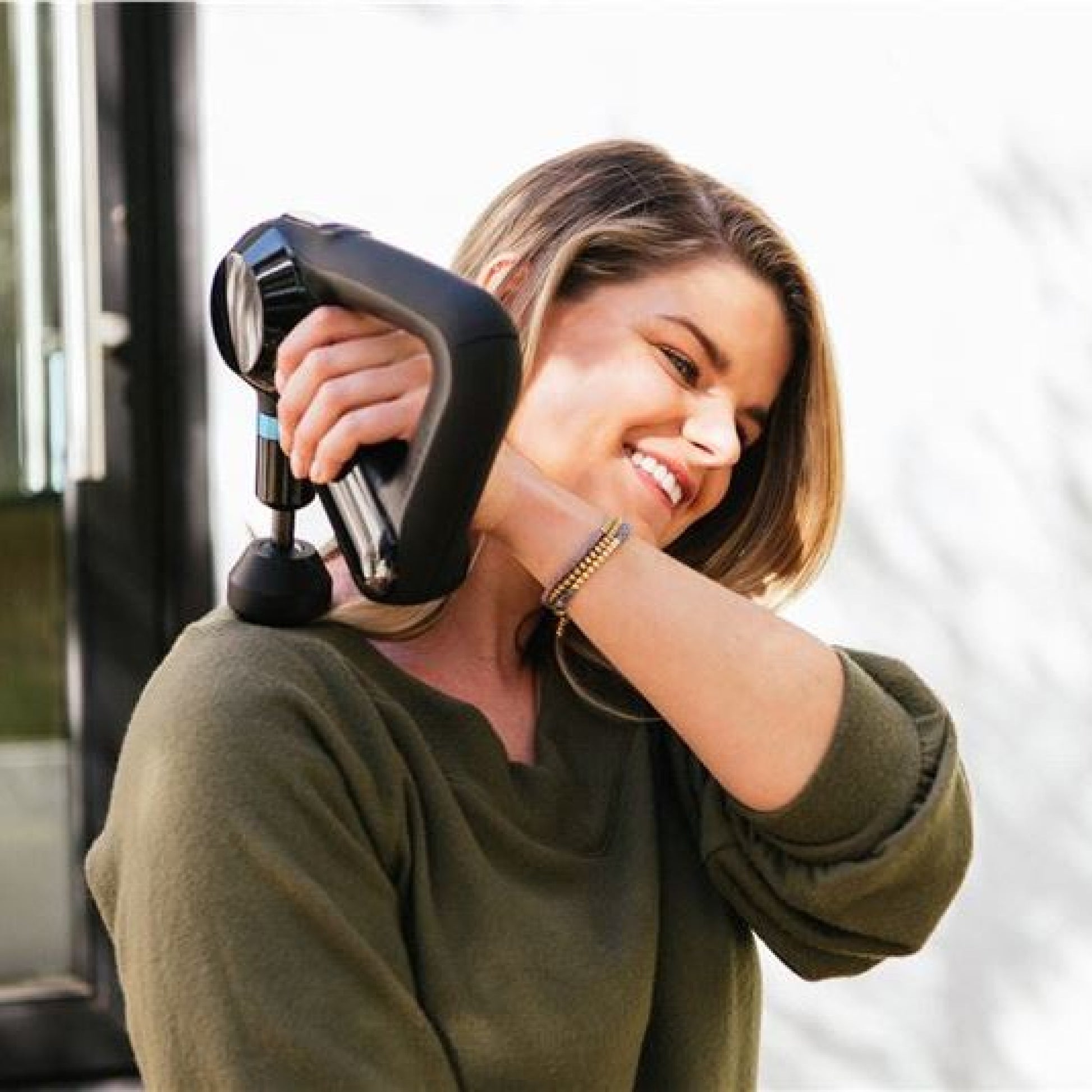 Theragun Elite Black Slobodno Vrijeme